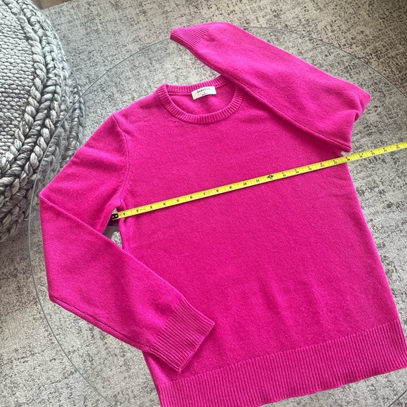 Aritzia Babaton Quarterly Luxe Cashmere Sweater Size S - Picture 9 of 16